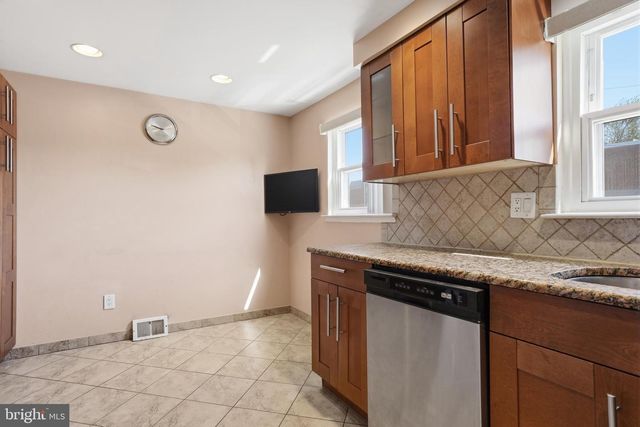 736 SELMER RD, Philadelphia, PA 19116