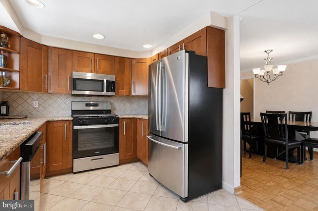 736 SELMER RD, Philadelphia, PA 19116