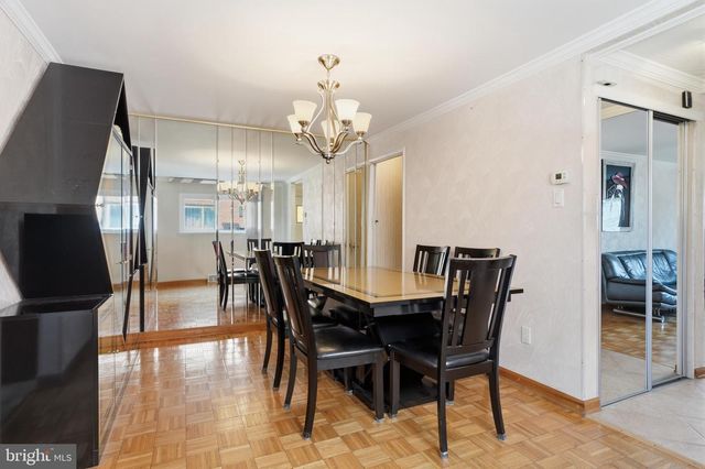 736 SELMER RD, Philadelphia, PA 19116