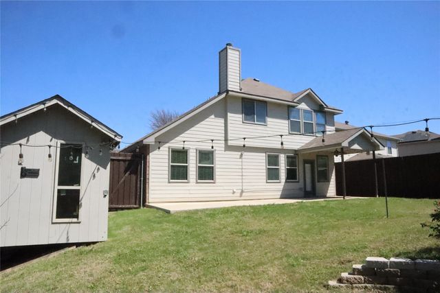 1121 Golden Eagle Court, Aubrey, TX 76227