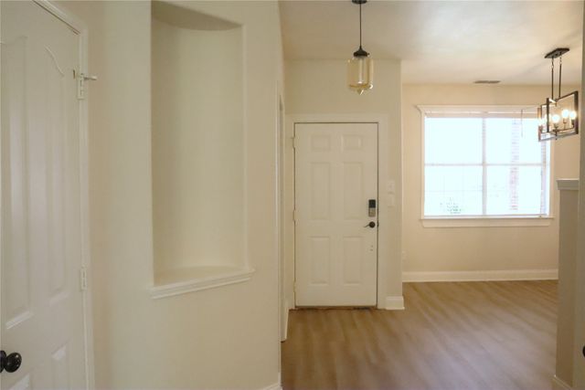 1121 Golden Eagle Court, Aubrey, TX 76227