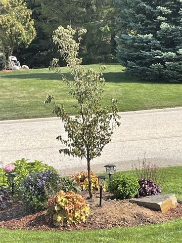6837 Westshire Drive, Norton Shores, MI 49444
