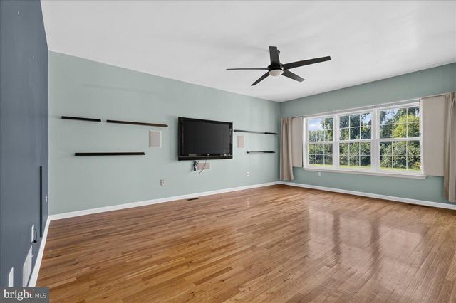 266 LONGLEAF DR, Blandon, PA 19510