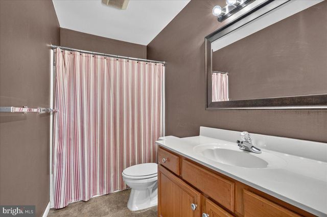 266 LONGLEAF DR, Blandon, PA 19510