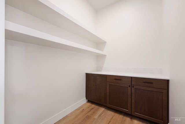24821 Ardmore Ct, Caldwell, ID 83607
