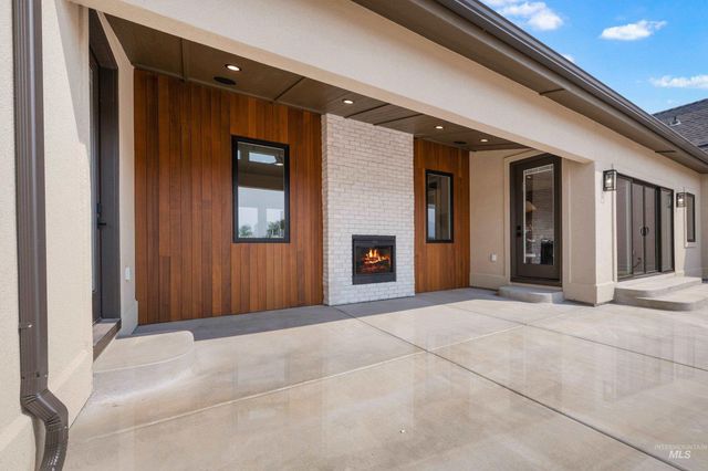 24821 Ardmore Ct, Caldwell, ID 83607