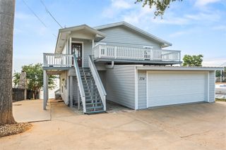 374 W Lake Shore Drive, Livingston, TX 77351