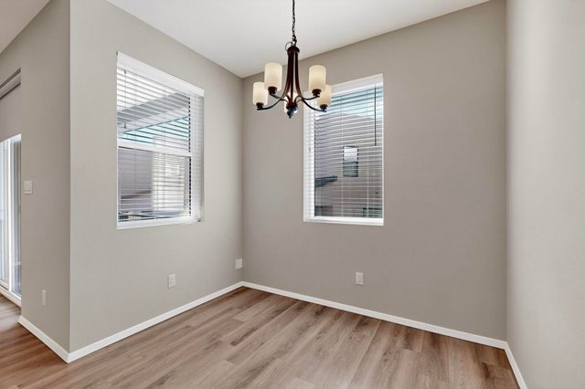 4509 Villa Loma Lane NE, Albuquerque, NM 87111