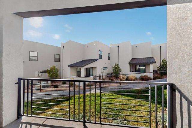 4509 Villa Loma Lane NE, Albuquerque, NM 87111