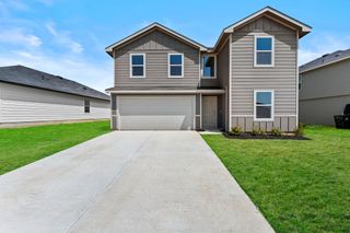2117 Windflower LN, Luling, TX 78648