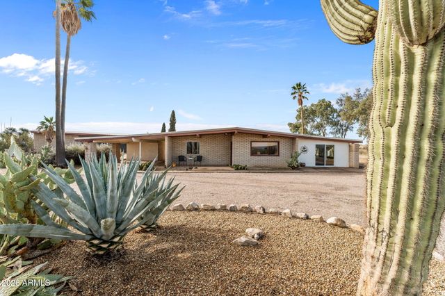 50907 W IVER Road, Aguila, AZ 85320