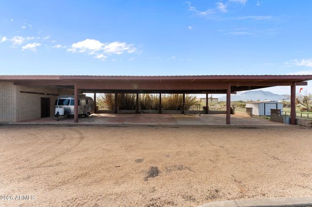 50907 W IVER Road, Aguila, AZ 85320