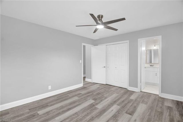 2216 Shadow Valley Road E, High Point, NC 27265