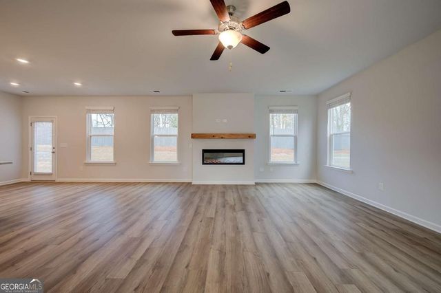 113 St Annes Place, Covington, GA 30016