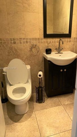 5401 Collins Ave 729, Miami Beach, FL 33140