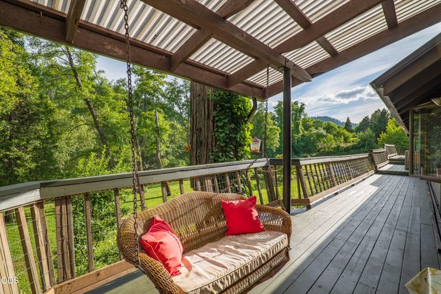 8489 Redwood Highway, Wilderville, OR 97543