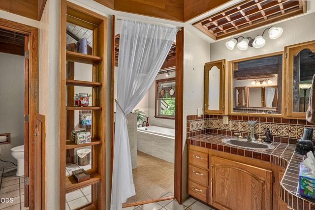8489 Redwood Highway, Wilderville, OR 97543