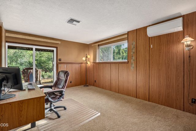 8489 Redwood Highway, Wilderville, OR 97543