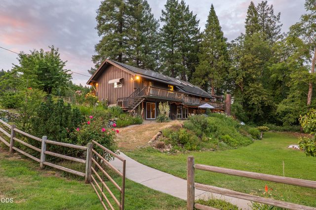 8489 Redwood Highway, Wilderville, OR 97543