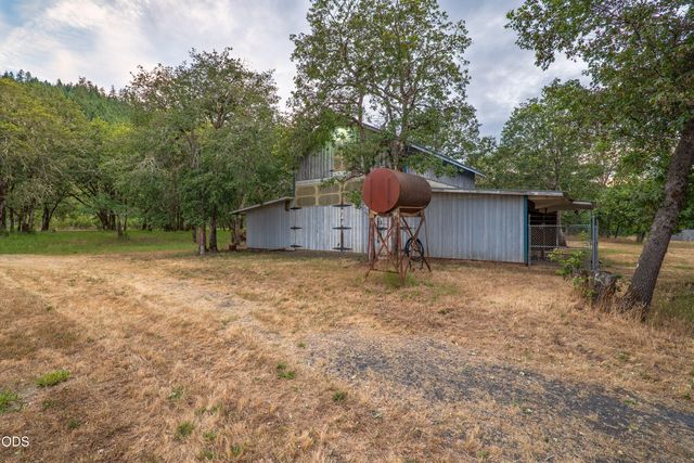 8489 Redwood Highway, Wilderville, OR 97543