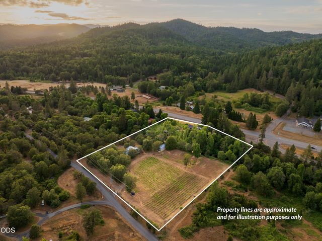 8489 Redwood Highway, Wilderville, OR 97543