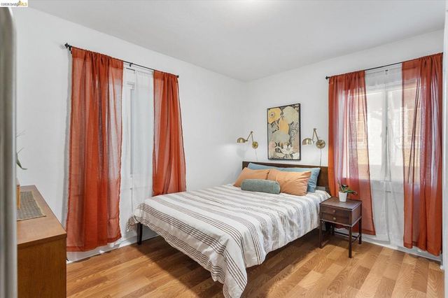 2832 Brookdale Ave, Oakland, CA 94602