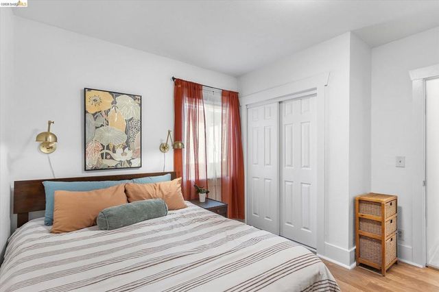 2832 Brookdale Ave, Oakland, CA 94602
