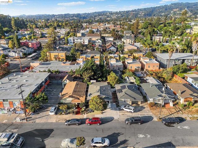 2832 Brookdale Ave, Oakland, CA 94602