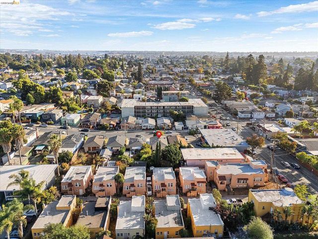 2832 Brookdale Ave, Oakland, CA 94602