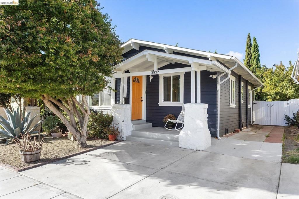 2832 Brookdale Ave, Oakland, CA 94602