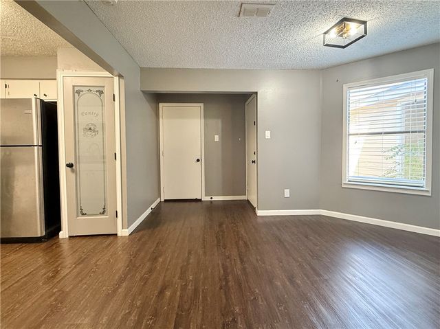 4401 River Valley Dr 201, Corpus Christi, TX 78410