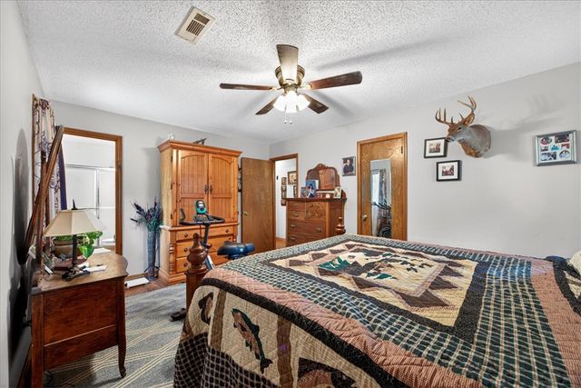 23 Hurlford Lane, Bella Vista, AR 72715