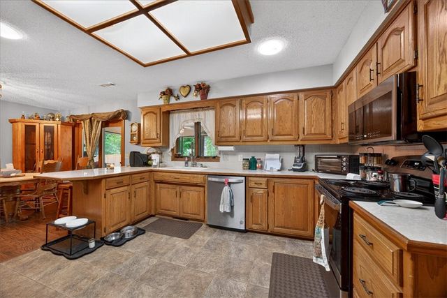23 Hurlford Lane, Bella Vista, AR 72715