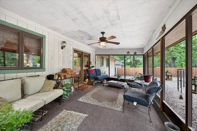 23 Hurlford Lane, Bella Vista, AR 72715