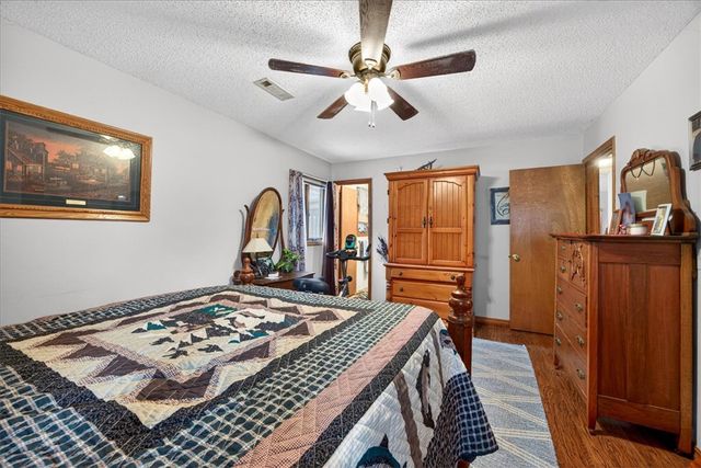 23 Hurlford Lane, Bella Vista, AR 72715