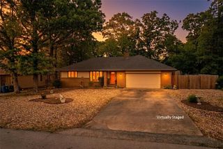 23 Hurlford Lane, Bella Vista, AR 72715