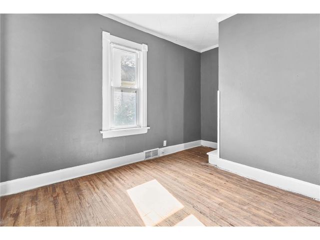 324 Van Buren Avenue, Saint Paul, MN 55103