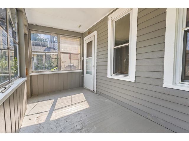 324 Van Buren Avenue, Saint Paul, MN 55103