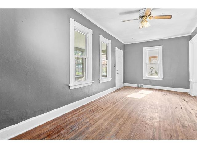 324 Van Buren Avenue, Saint Paul, MN 55103