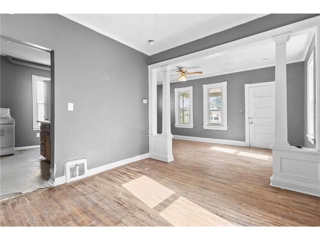 324 Van Buren Avenue, Saint Paul, MN 55103