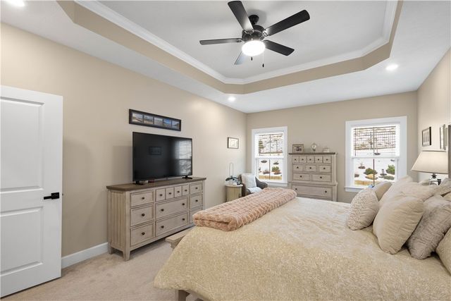 97 Skyview Dr, North Strabane, PA 15317