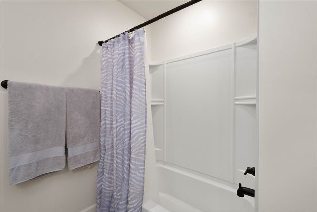 97 Skyview Dr, North Strabane, PA 15317