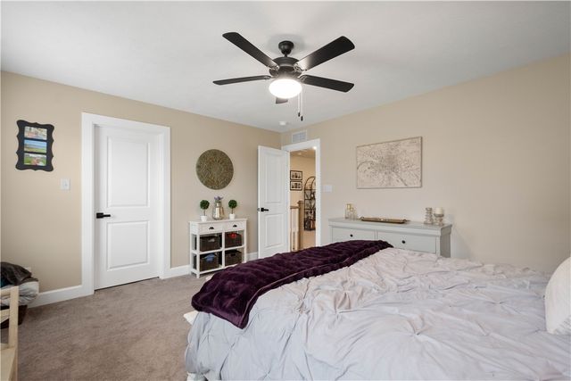 97 Skyview Dr, North Strabane, PA 15317