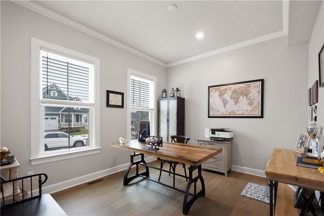 97 Skyview Dr, North Strabane, PA 15317