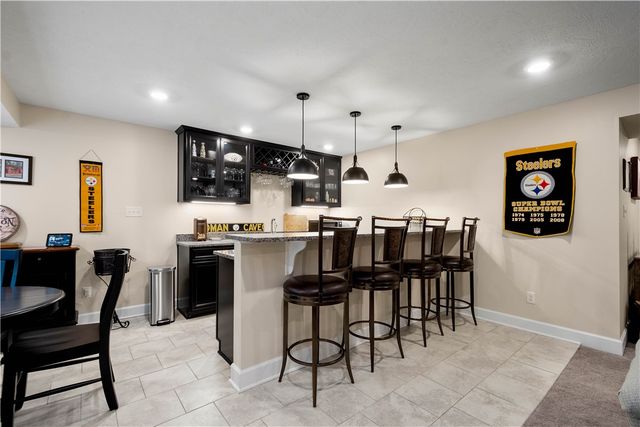 97 Skyview Dr, North Strabane, PA 15317