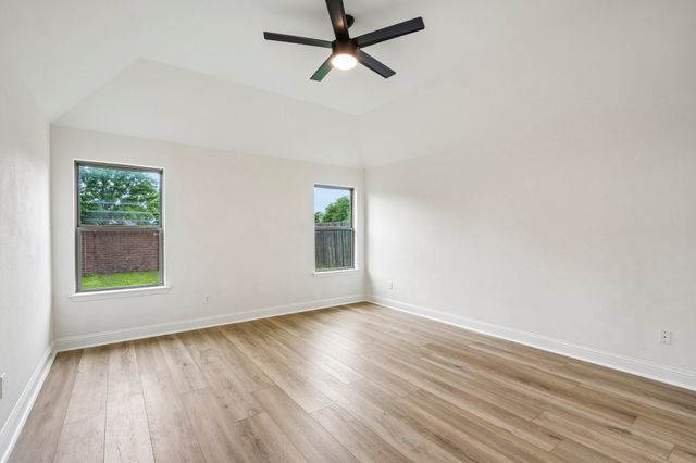 871 Mccall Drive, Fate, TX 75087