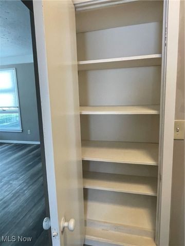 1337 Elmwood Road, Mayfield Heights, OH 44124