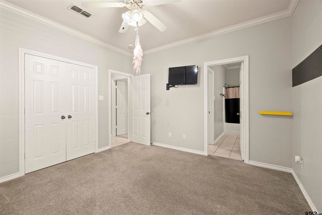 618 Huntwick Ln, Tyler, TX 75703