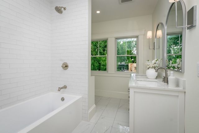 109 Lake View Ave 109, Cambridge, MA 02138