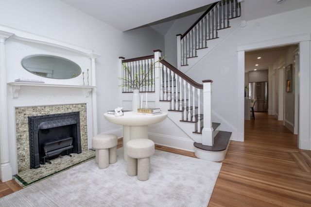 109 Lake View Ave 109, Cambridge, MA 02138